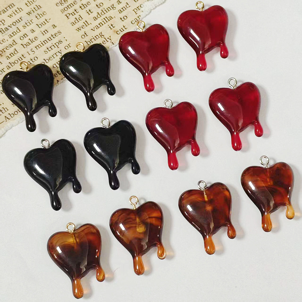 Resin Art Heart - 10 pendentifs en résine en forme